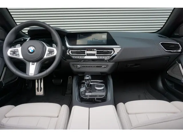 BMW Z4 sDrive20i 2024 Benzine 9
