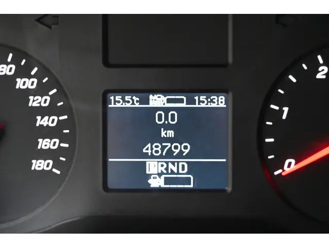 Mercedes-Benz Sprinter 317 CDI L2H2 2023 Diesel 16