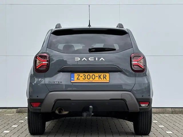 Dacia Duster 1.3 TCe 130 Journey 2024 Benzine 19