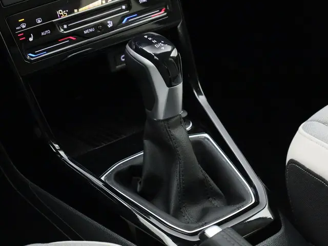 Volkswagen T-Cross 1.0TSI/115PK Style DSG 2025 Benzine 13