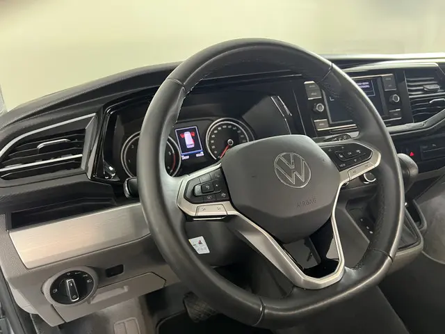 Volkswagen California Camper 2.0 TDI DSG7 2024 Diesel 11