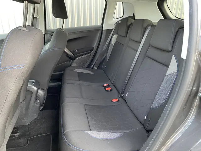 Peugeot 2008 1.2 PureTech Blue Lion 2018 Benzine 6