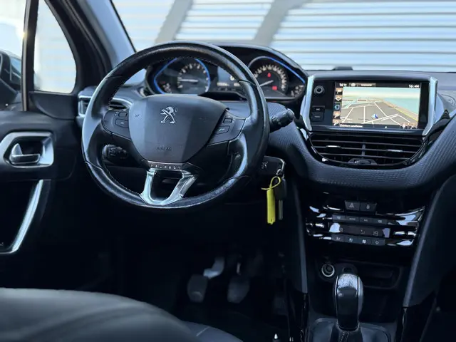 Peugeot 2008 1.2 PureTech Allure 2016 Benzine 20