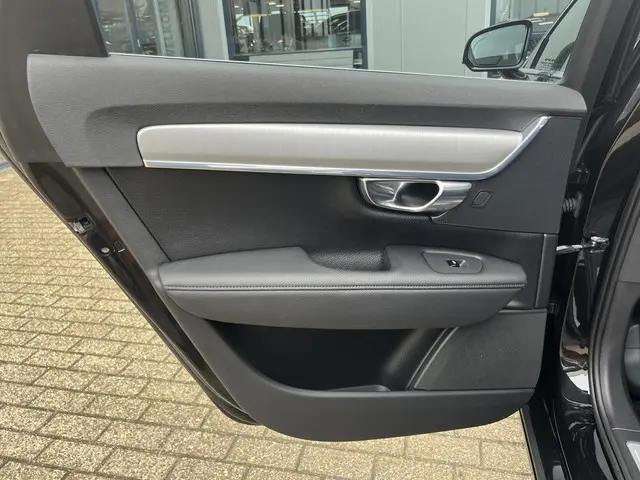 Volvo S90 2.0 T4 Inscription 2018 Benzine 18