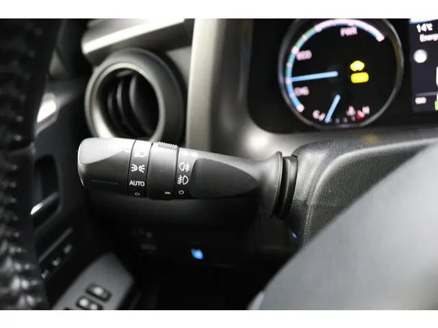 Toyota RAV4 2.5 Hybrid Energy Plus 2019 Hybride Benzine 31