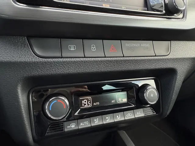 Škoda Fabia Combi 1.0 TSI Sport Business 2020 Benzine 25
