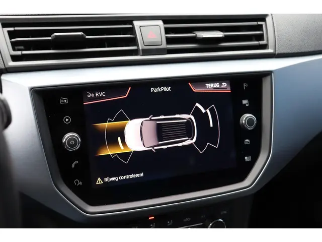 SEAT Arona 1.0 TSI Style Business Intense 2019 Benzine 9