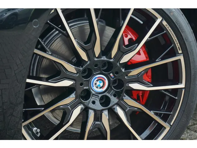 BMW i4 eDrive35 2023 Elektrisch 21