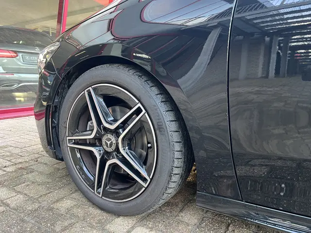 Mercedes-Benz B-Klasse 180 AMG Line 2023 Benzine 7