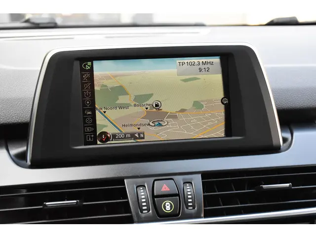 BMW 2 Serie Active Tourer 218i Executive 2015 Benzine 32