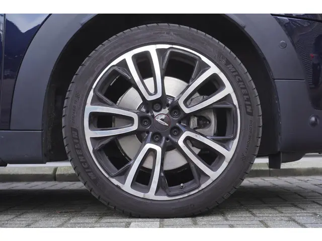 MINI Countryman S 2023 Benzine 9