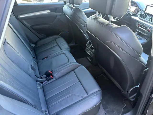 Audi Q5 45 TFSI quattro S edition 2019 Hybride Benzine 27