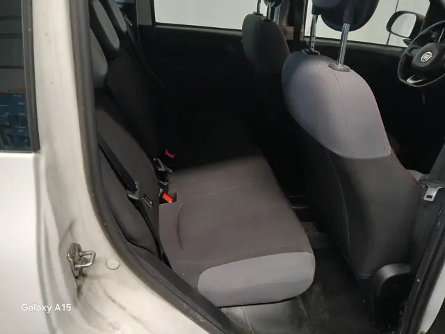 Fiat Panda 0.9 TwinAir Popstar - Schade 2017 Benzine 11