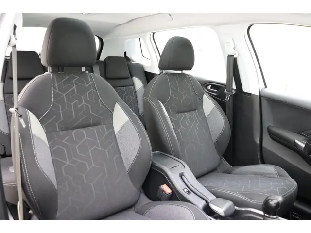 Peugeot 2008 1.2 PureTech Blue Lion 2017 Benzine 10