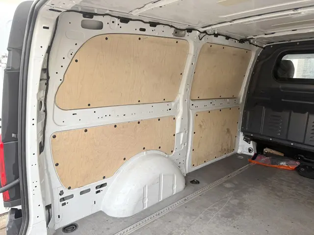 Mercedes-Benz Vito 116 1.9 CDI 2023 Diesel 12
