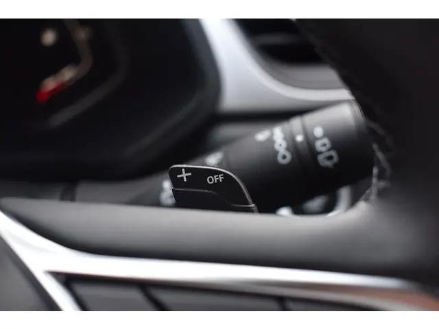 Renault Captur TCe 140 EDC Techno 2024 Benzine 23