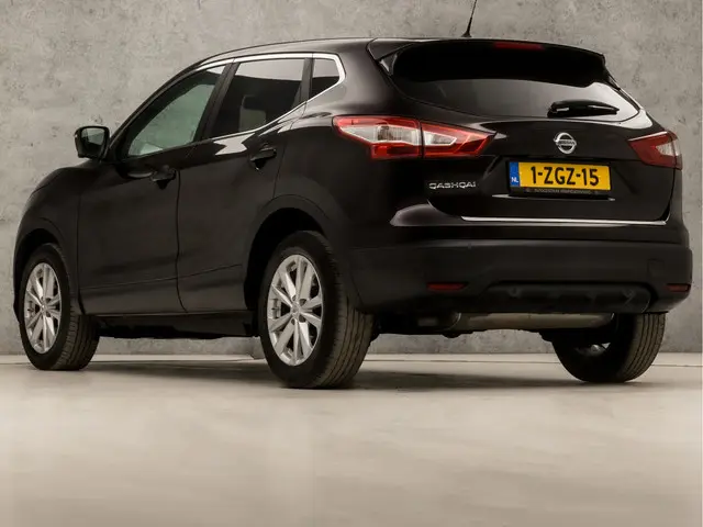Nissan QASHQAI 1.2 Connect Sport 2014 Benzine 3