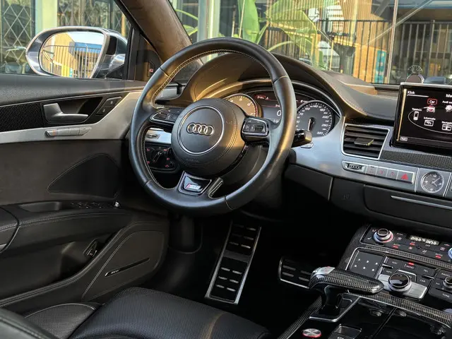 Audi S8 4.0 TFSI quattro Pro Line+ 2015 Benzine 9