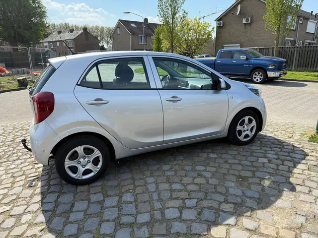 Kia Picanto 1.0 CVVT EconomyPlusLine 2018 Benzine 4