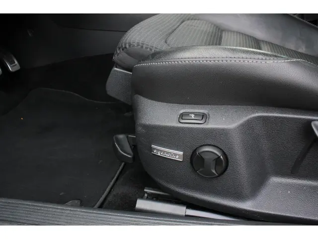 Volkswagen Golf 1.2 TSI Highline 2013 Benzine 16