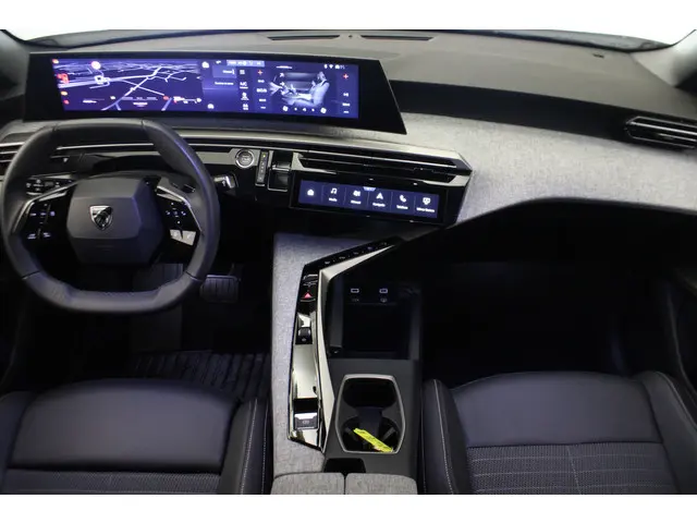 Peugeot 3008 1.2 Hybrid 145 Allure 2024 Hybride Benzine 13