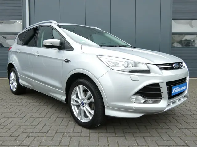 Ford Kuga HELAAS VERKOCHT!!! 2016 Benzine 2