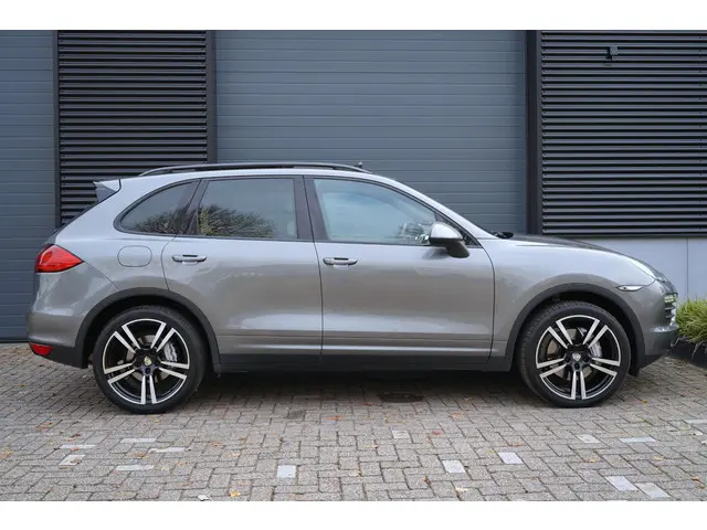 Porsche Cayenne 4.8 S 2014 Benzine 7