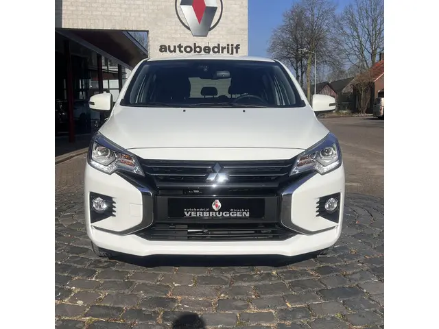 Mitsubishi Space Star 1.2 Instyle 2023 Benzine 21