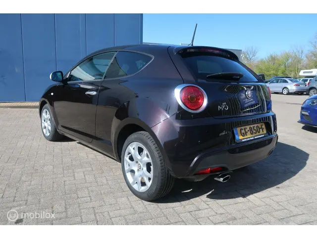Alfa Romeo MiTo 0.9 TwinAir Junior 2015 Benzine 4