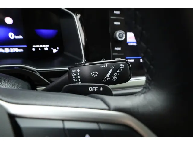 Volkswagen Taigo 1.0 TSI Life Business 2024 Benzine 13