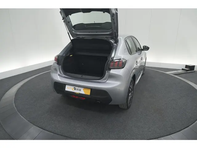 Peugeot 208 PureTech 100 EAT8 Active Pack 2023 Benzine 58
