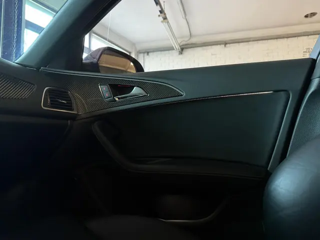 Audi RS6 Avant 4.0 TFSI RS 6 / Full options! 2014 Benzine 45