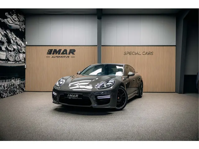 Porsche Panamera 4.8 GTS 2015 Benzine