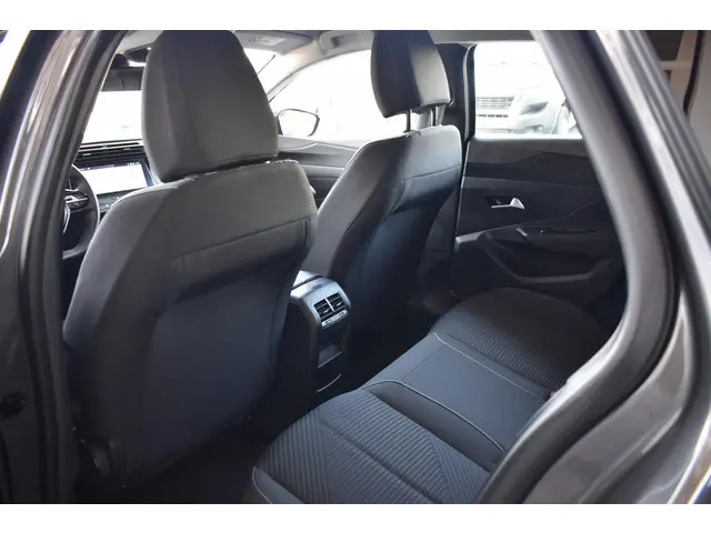 Peugeot 308 SW 1.2 PT Active Pack Business 2023 Benzine 22