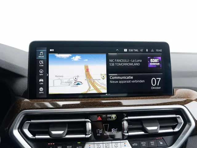 BMW X3 xDrive30e 2022 Hybride Benzine 38