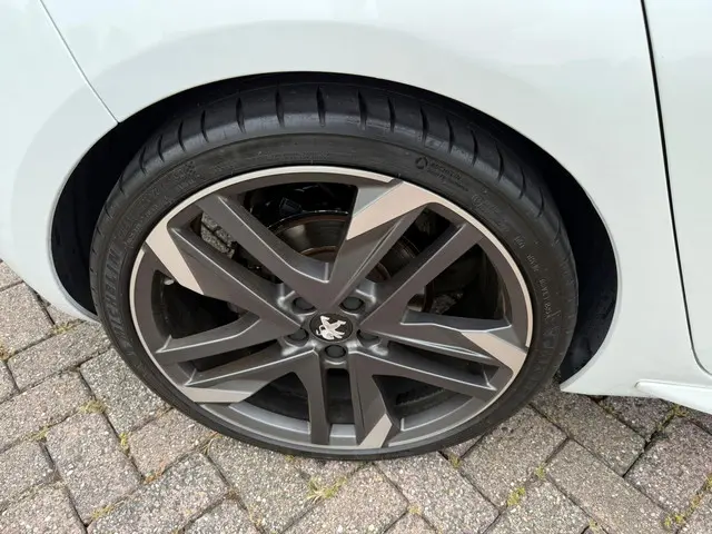 Peugeot 308 1.6 e-THP GTi 250 2015 Benzine 18