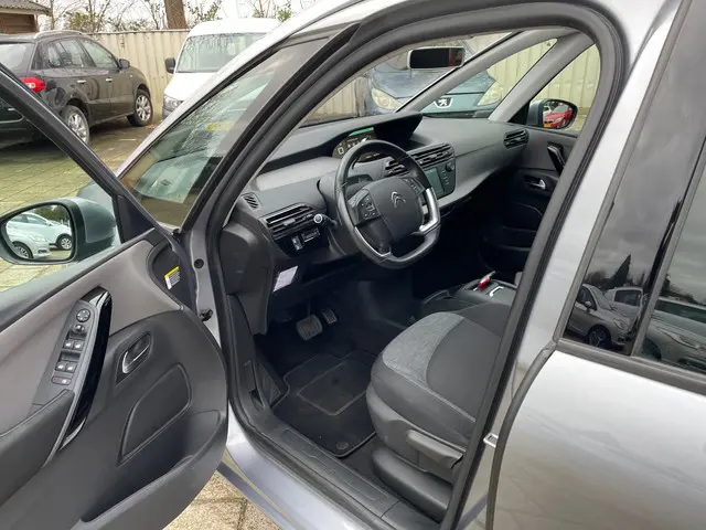 Citroën Grand C4 Picasso 1.2 PureTech Live 2018 Benzine 5