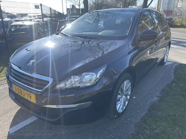 Peugeot 308 SW 1.2 e-THP Active 2014 Benzine 4