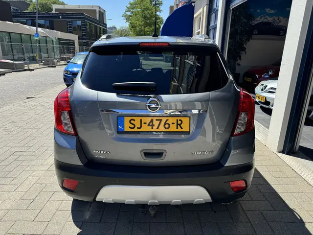 Opel Mokka 1.4 T Cosmo 4x4 2013 Benzine 5