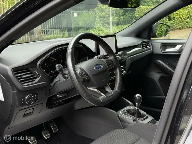 Ford Focus 1.0 EcoBoost ST Line | Carplay | PDC | 2020 Benzine 19