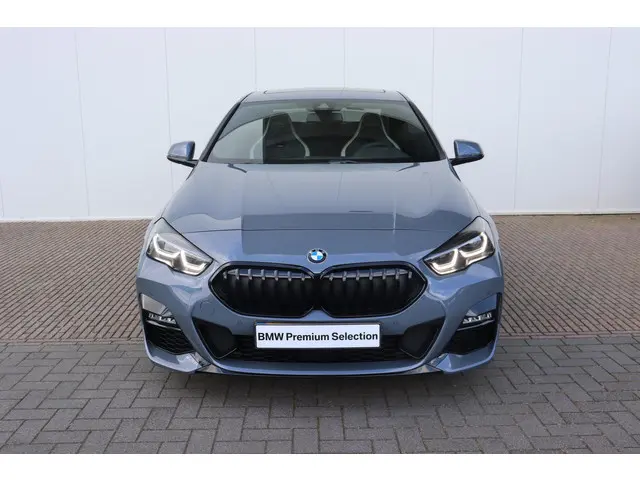 BMW 2 Serie Gran Coupé 220i 2023 Benzine 2