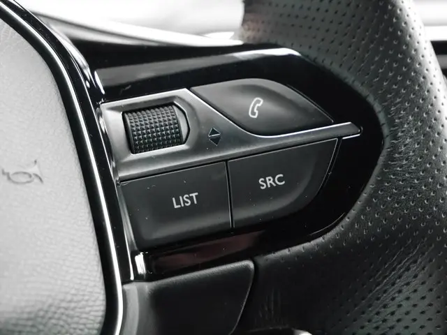 Peugeot 3008 GT-LINE 1.2 130PK 2018 Benzine 20