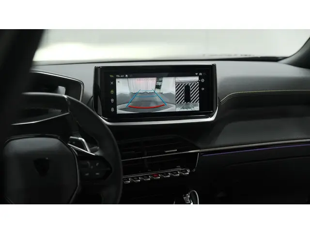 Peugeot 2008 PureTech 130 EAT8 GT 2024 Benzine 16