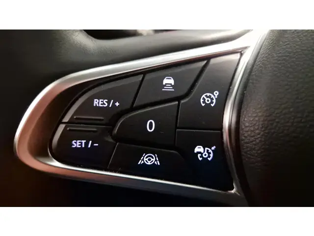 Mitsubishi ASX 1.6 PHEV AT Instyle 2023 Hybride Benzine 19