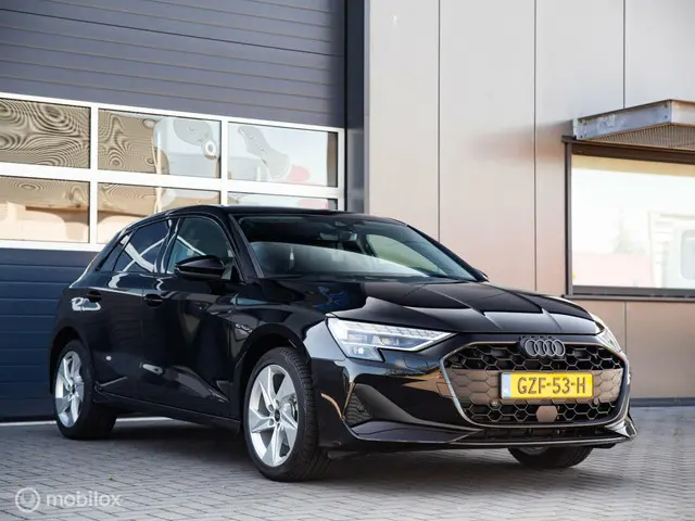 Audi A3 Sportback 35 TFSI S edition 2025 Benzine 5