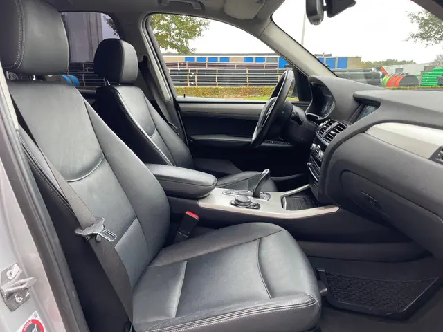 BMW X3 SDrive20i Business |automaat| 2015 Benzine 21