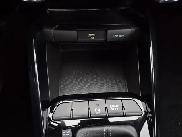 Kia Stonic 1.0 T-GDi MHEV DynamicLine 2021 Benzine 30