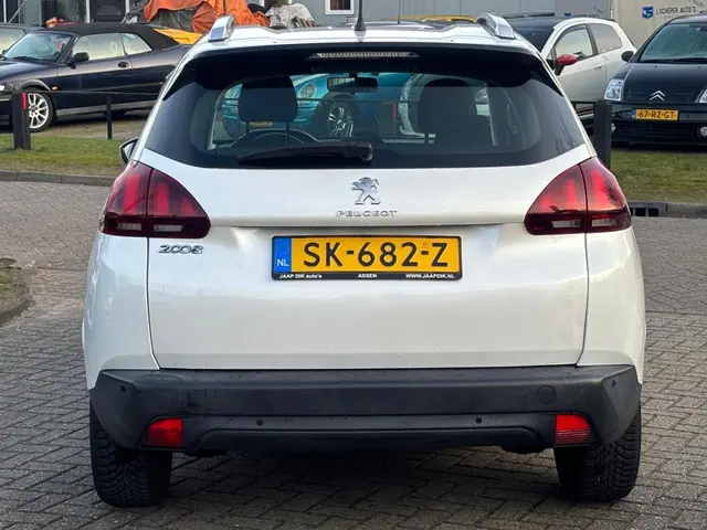Peugeot 2008 1.2 Benzine Wit 2018 Automaat LED 2018 Benzine 7