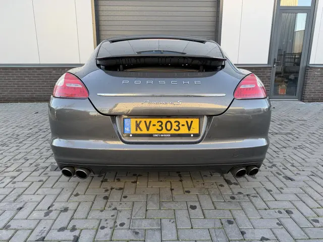 Porsche Panamera Sport Turismo 3.0 4 2013 Benzine 7