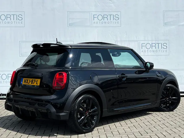 MINI Cooper Mini 1.5 John Cooper Works 2022 Benzine 2
